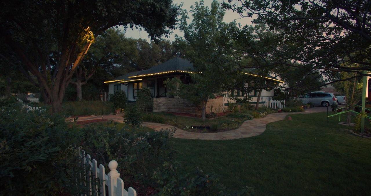Granbury Gardens Bed And Breakfast Dış mekan fotoğraf