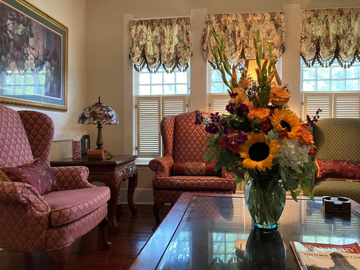 Granbury Gardens Bed And Breakfast Dış mekan fotoğraf